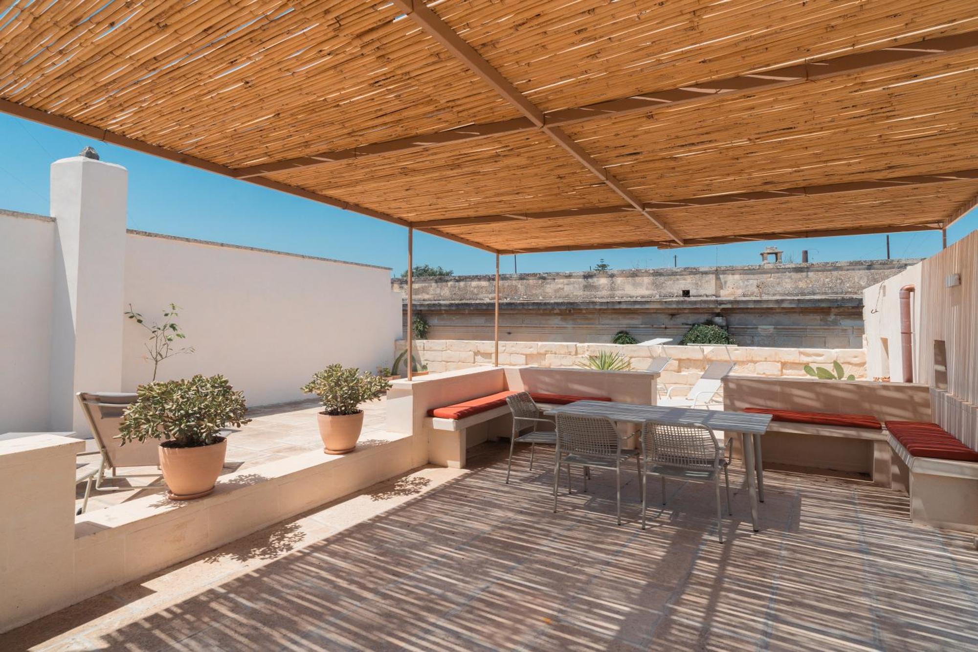 Margherita Apartment & Rooftop By Residence Colibri Lecce Buitenkant foto